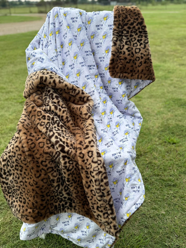 <h2>Shop the look<br/></h2>