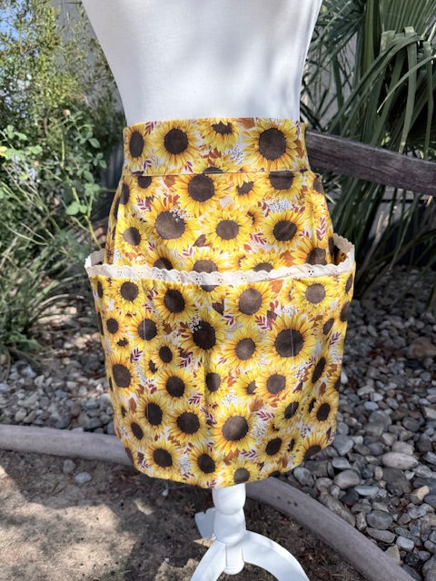 Pleated Sunflower Apron